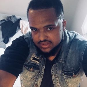 Meet your Posher, Clarence